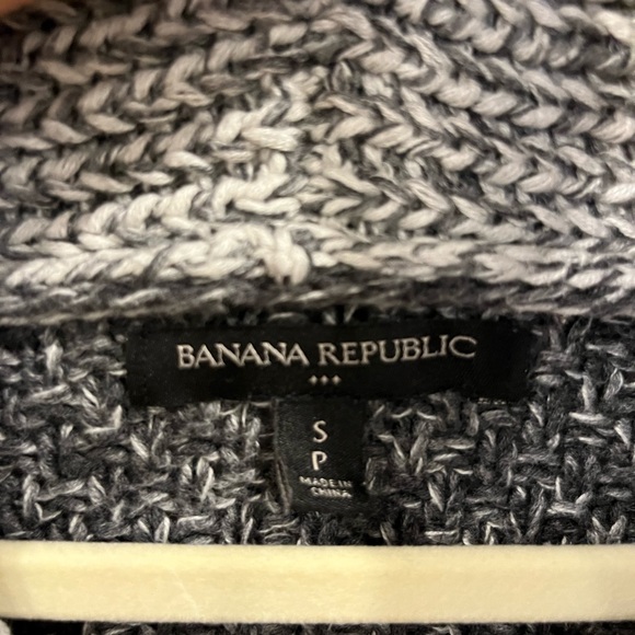 Mens Banana Republic Cardigan (S) - Picture 2 of 4